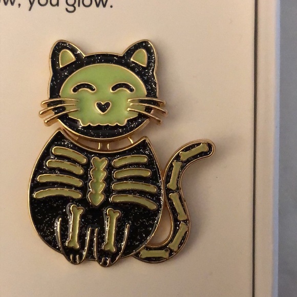 Baublebar Gold Tone Green & Black Scaredy Cat Glow In The Dark Drop Earrings NIB - Picture 7 of 14